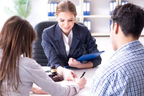 張德華律師 婚姻期間取得的知識(shí)產(chǎn)權(quán)收益,屬于夫妻共同財(cái)產(chǎn)嗎